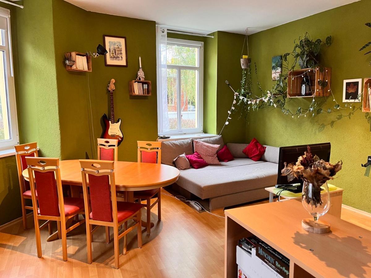 Gemutliche Oase - Tv, Beamer, Kuche Fur 4 Personen Appartement Dresden Buitenkant foto